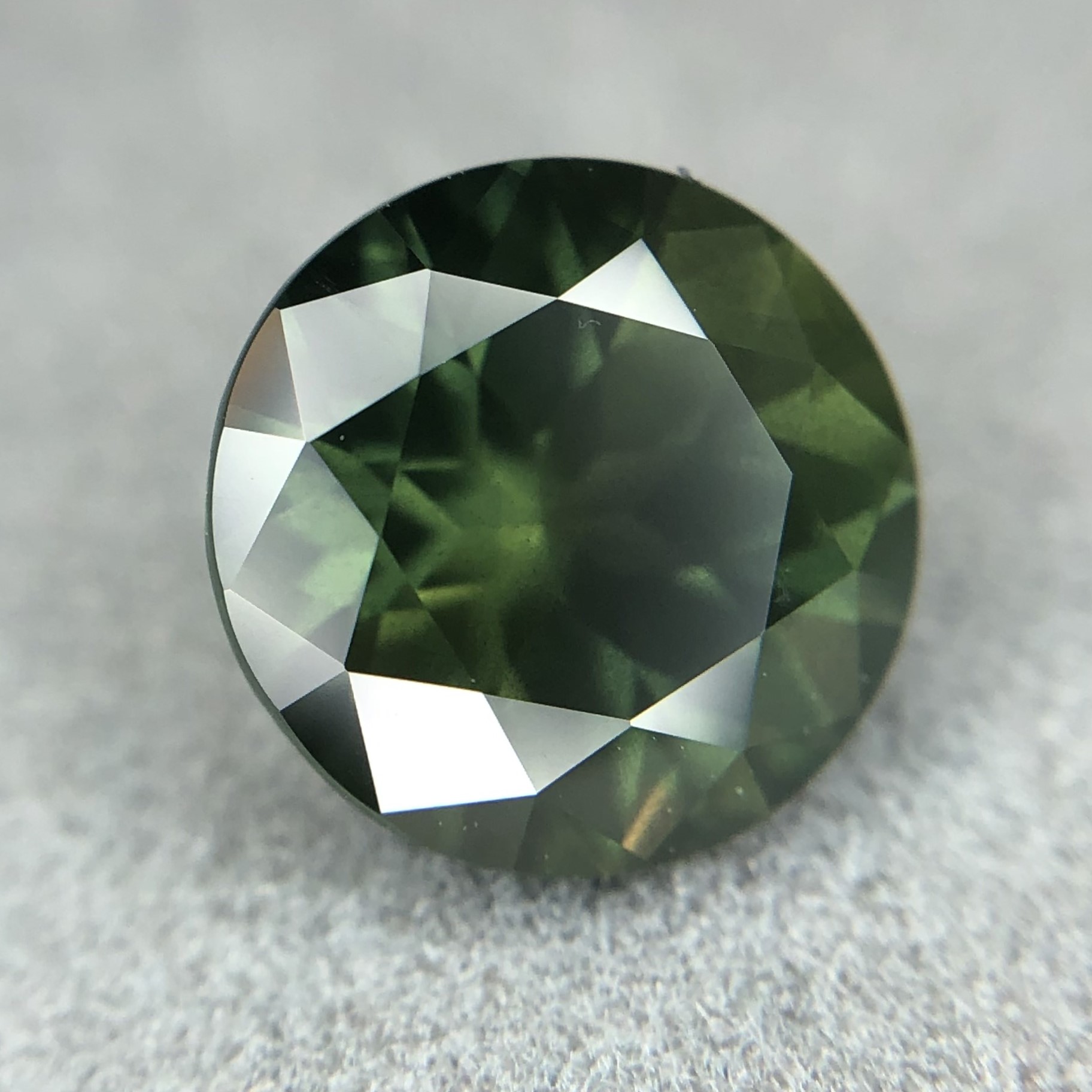 2.41ct Round Brilliant Cut Sapphire