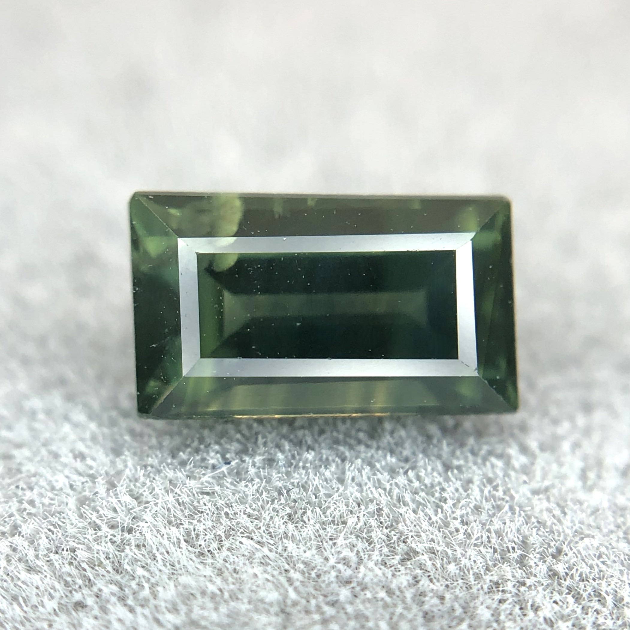 1.15ct Baguette Step Cut Sapphire 1.15ct Baguette Step Cut Sapphire