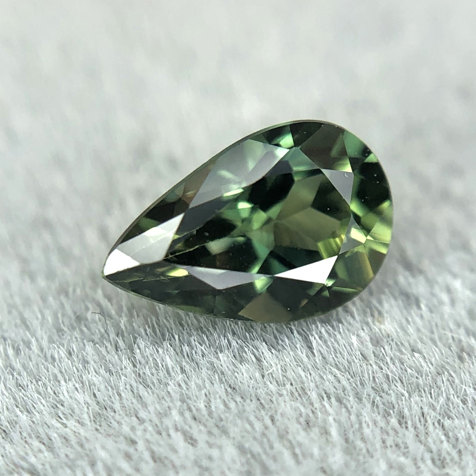 0.48ct Pear Mixed Cut Sapphire 0.48ct Pear Mixed Cut Sapphire