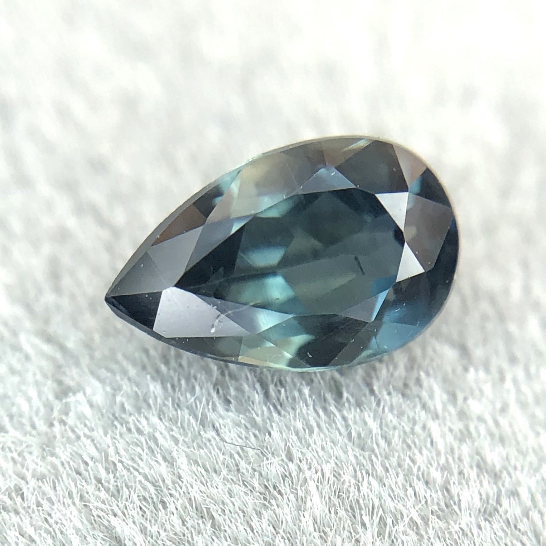 0.47ct Pear Mixed Cut Sapphire 0.47ct Pear Mixed Cut Sapphire
