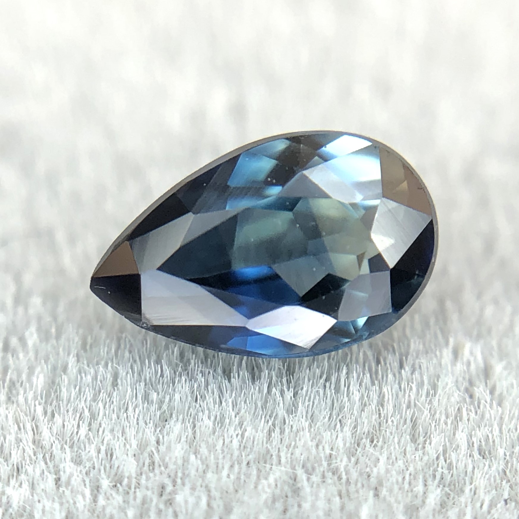0.49ct Pear Mixed Cut Sapphire 0.49ct Pear Mixed Cut Sapphire