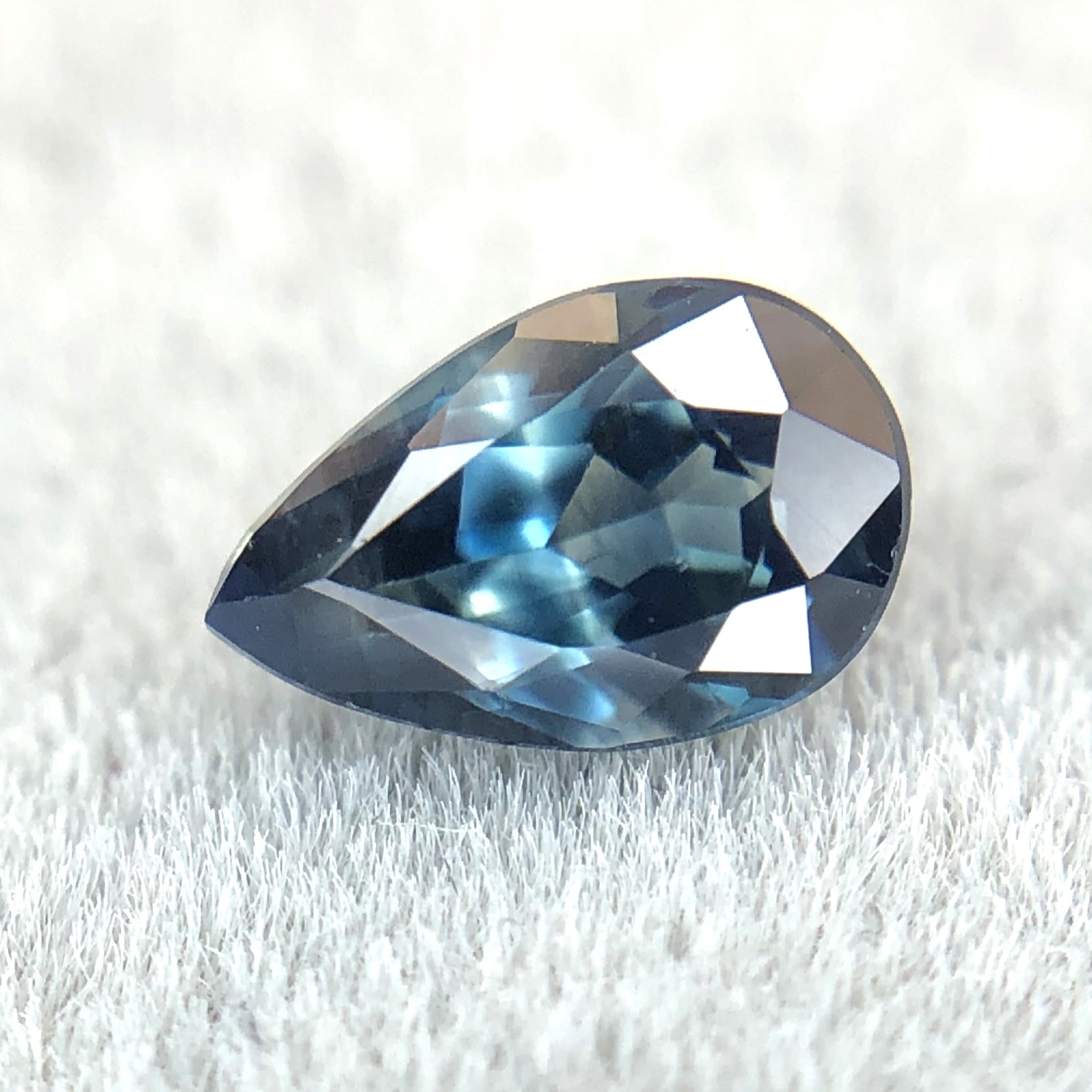 0.46ct Pear Mixed Cut Sapphire 0.46ct Pear Mixed Cut Sapphire