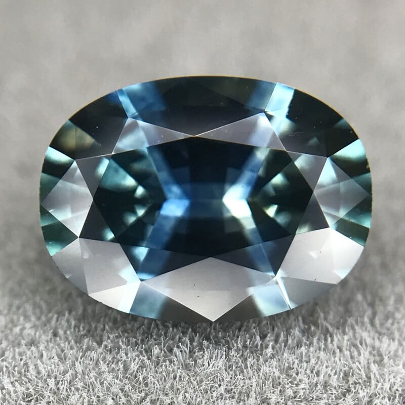 1.19ct Oval Brilliant Cut Sapphire 1.19ct Oval Brilliant Cut Sapphire