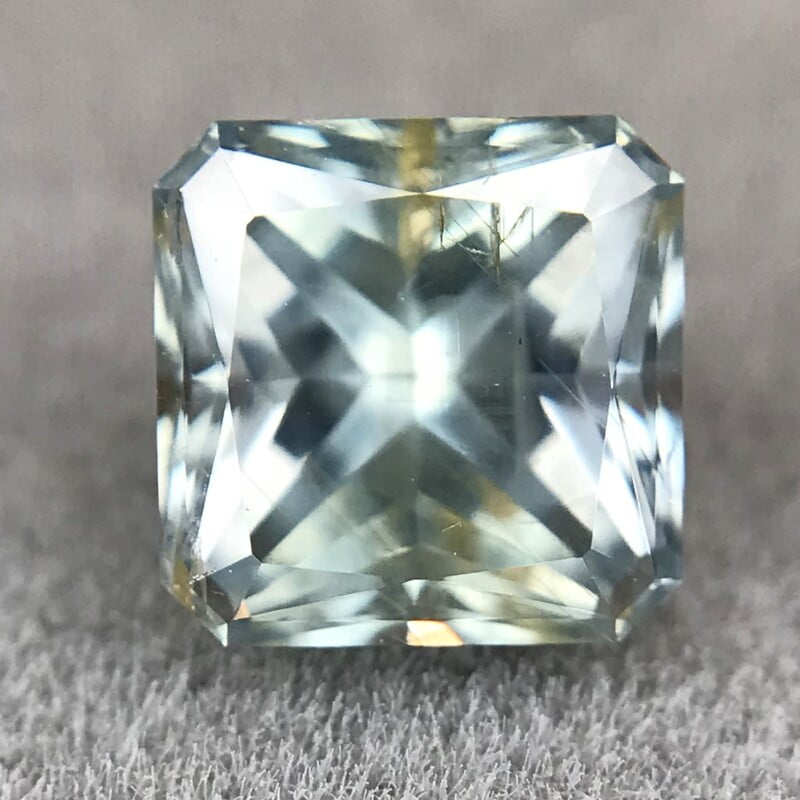 1.16ct Radiant Brilliant Cut Sapphire 1.16ct Radiant Brilliant Cut Sapphire
