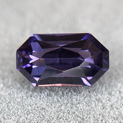 0.93ct Octagon Step Cut Sapphire 0.93ct Octagon Step Cut Sapphire