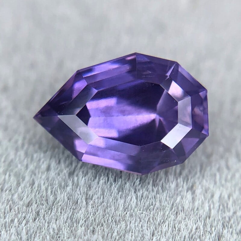 1.01ct Fancy Step Cut Sapphire 1.01ct Fancy Step Cut Sapphire