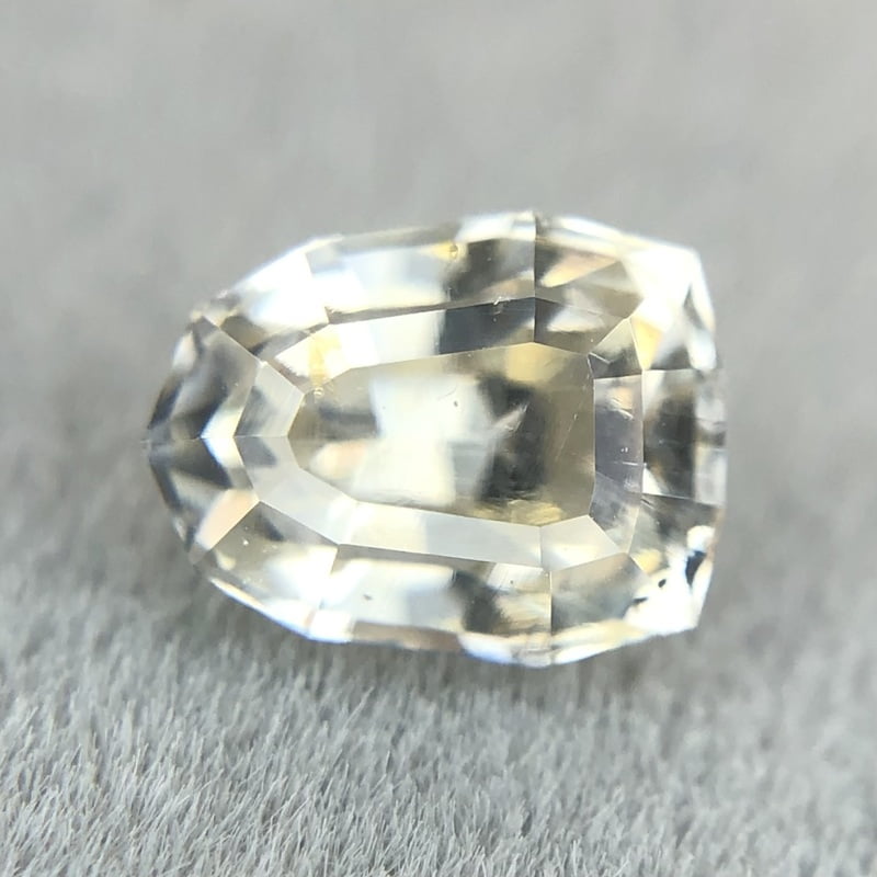 1.06ct Fancy Step Cut Sapphire 1.06ct Fancy Step Cut Sapphire