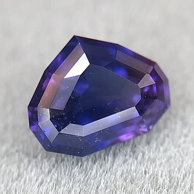 1.04ct Fancy Step Cut Sapphire 1.04ct Fancy Step Cut Sapphire