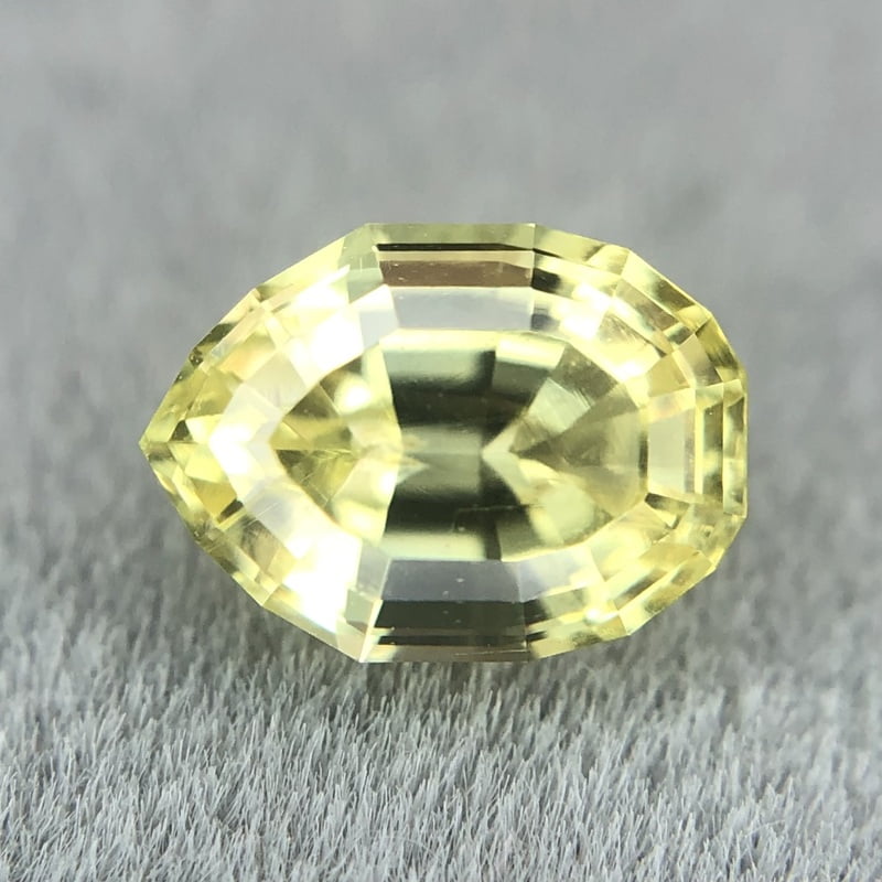 1.12ct Fancy Step Cut Sapphire 1.12ct Fancy Step Cut Sapphire
