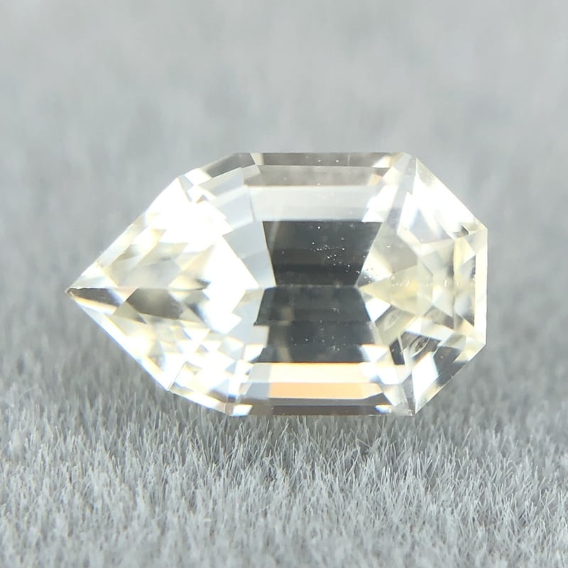 0.76ct Fancy Step Cut Sapphire 0.76ct Fancy Step Cut Sapphire