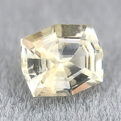 0.84ct Fancy Step Cut Sapphire 0.84ct Fancy Step Cut Sapphire