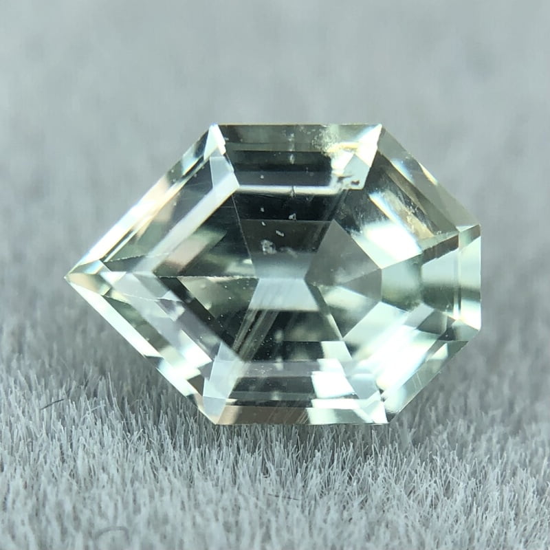 0.64ct Fancy Step Cut Sapphire 0.64ct Fancy Step Cut Sapphire