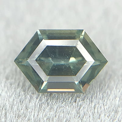 0.43ct Hexagon Step Cut Sapphire 0.43ct Hexagon Step Cut Sapphire
