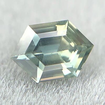 0.43ct Hexagon Step Cut Sapphire 0.43ct Hexagon Step Cut Sapphire