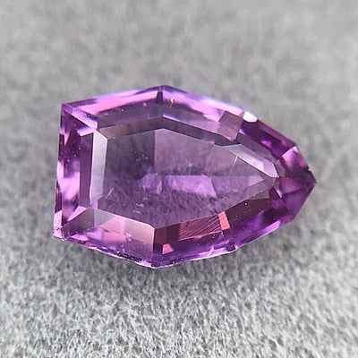 0.94ct Fancy Step Cut Sapphire 0.94ct Fancy Step Cut Sapphire