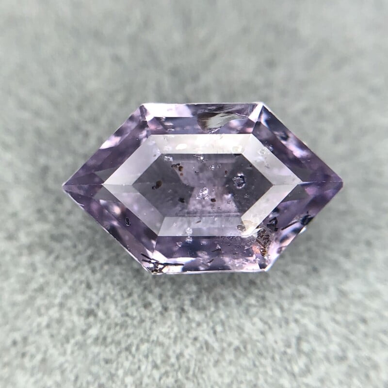 1.32ct Hexagon Step Cut Sapphire 1.32ct Hexagon Step Cut Sapphire