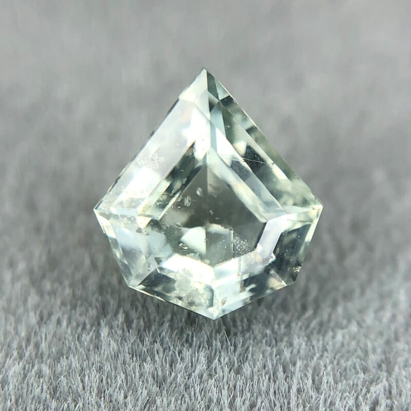 0.93ct Fancy Step Cut Sapphire 0.93ct Fancy Step Cut Sapphire