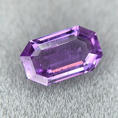1.14ct Octagon Step Cut Sapphire 1.14ct Octagon Step Cut Sapphire