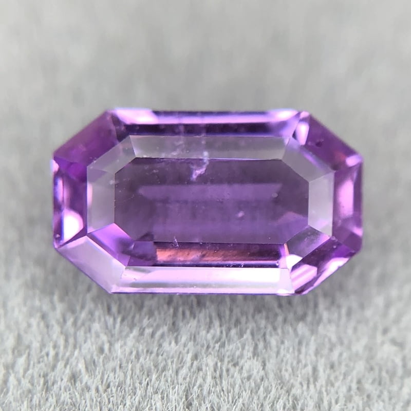 1.14ct Octagon Step Cut Sapphire 1.14ct Octagon Step Cut Sapphire