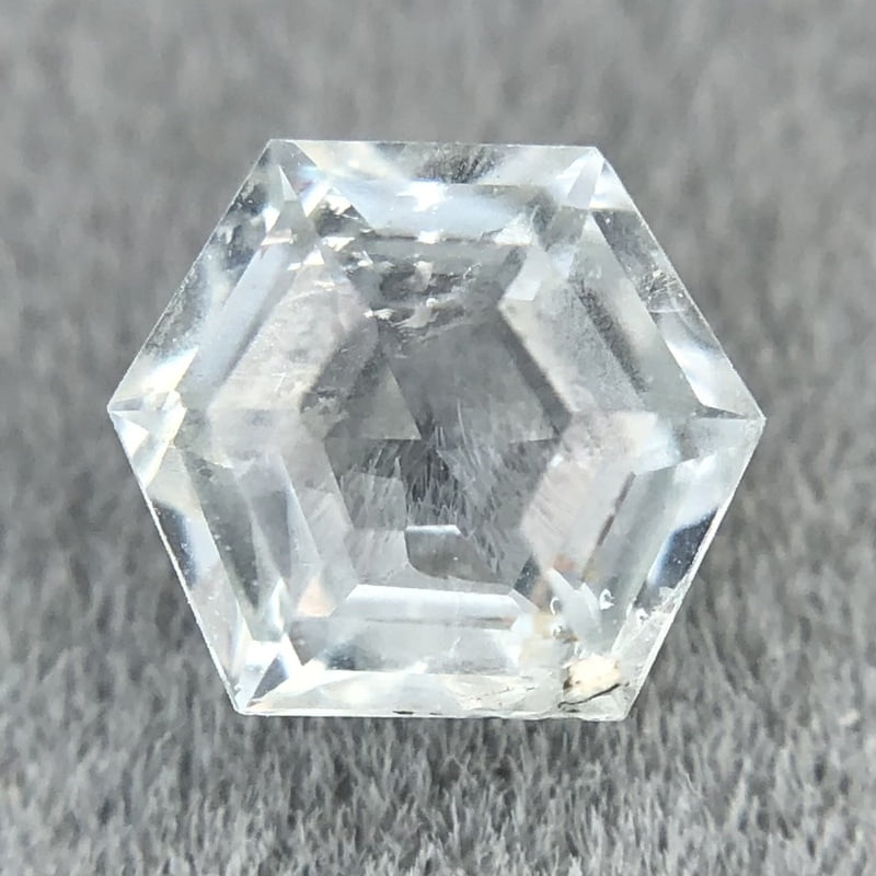0.75ct Hexagon Step Cut Sapphire 0.75ct Hexagon Step Cut Sapphire