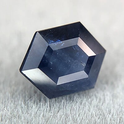 0.92ct Hexagon Step Cut Sapphire