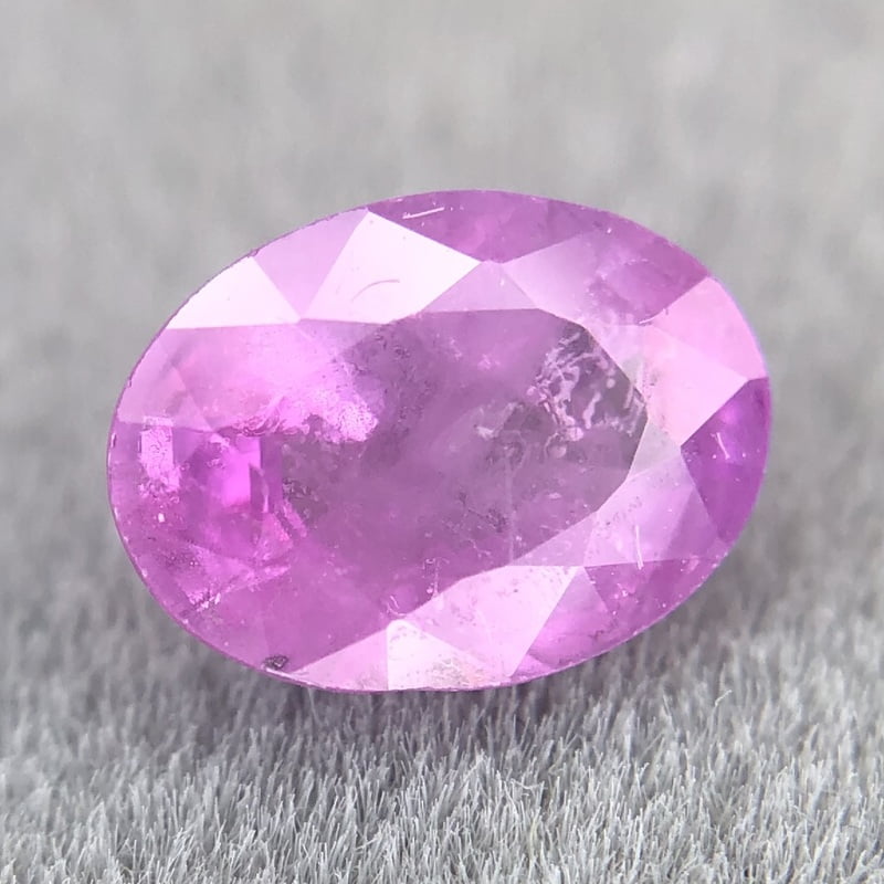 0.90ct Oval Mixed Cut Sapphire 0.90ct Oval Mixed Cut Sapphire
