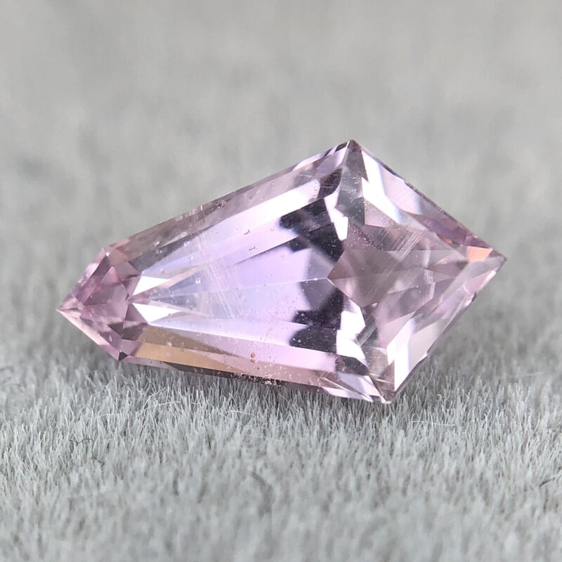 0.96ct Fancy Step Cut Sapphire 0.96ct Fancy Step Cut Sapphire