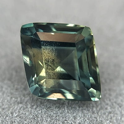 1.57ct Fancy Step Cut Sapphire 1.57ct Fancy Step Cut Sapphire