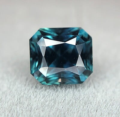 2.25ct Radiant Brilliant Cut Sapphire 2.25ct Radiant Brilliant Cut Sapphire