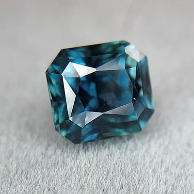 2.25ct Radiant Brilliant Cut Sapphire 2.25ct Radiant Brilliant Cut Sapphire