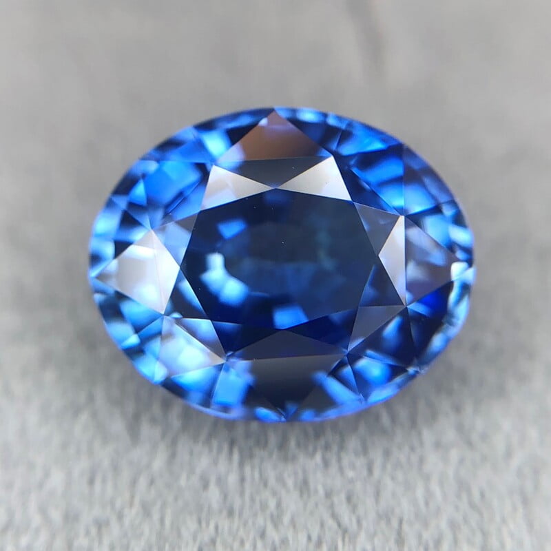 2.83ct Oval Mixed Cut Sapphire 2.83ct Oval Mixed Cut Sapphire