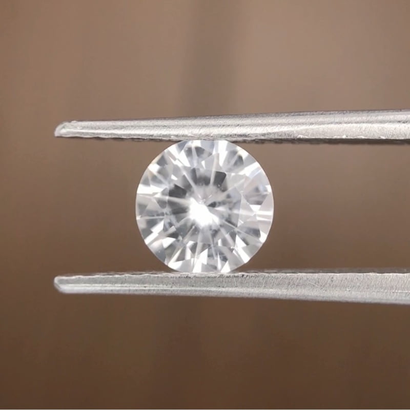 1.10ct Round Brilliant Cut Sapphire 1.10ct Round Brilliant Cut Sapphire