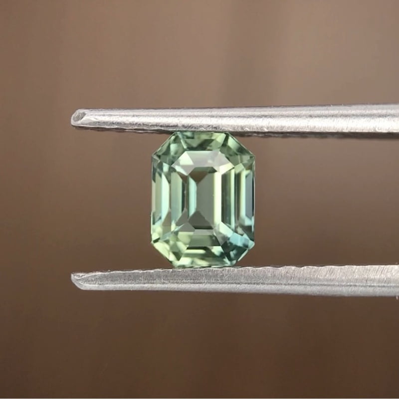 1.06ct Radiant Brilliant Cut Sapphire 1.06ct Radiant Brilliant Cut Sapphire