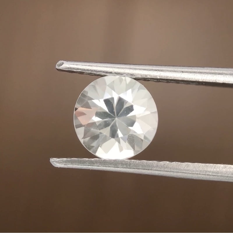 1.56ct Round Brilliant Cut Sapphire 1.56ct Round Brilliant Cut Sapphire